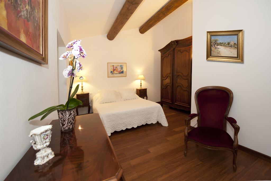 La Maison Du Peintre En Provence Mallemort Oda fotoğraf